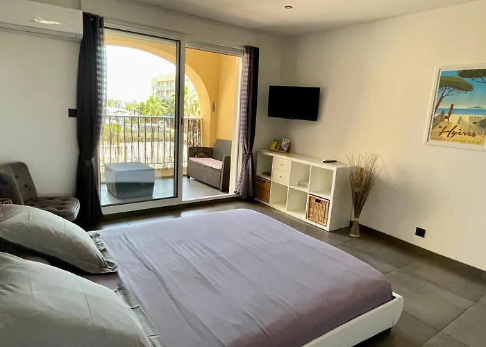 Le Port Plage Studio Tout Confort Terrasse Clim